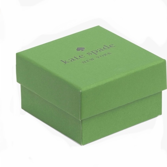 Winner choice pick one Kate Spade earrings - Picture 6 of 7